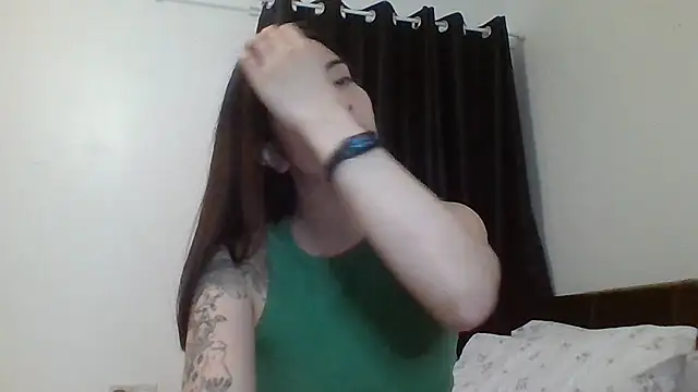 LorenaAnderson online show from March 21, 8:18 pm