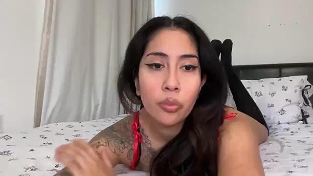 LorenaAnderson online show from December 5, 2:48 pm