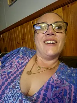 Off the Lesh online show from April 3, 8:43 am