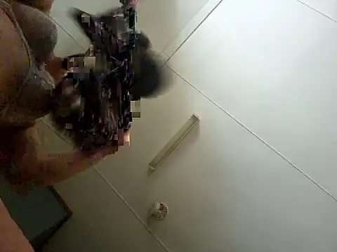 Off the Lesh online show from February 12, 3:28 am