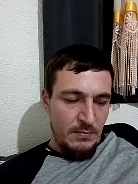 Snapshot of mayk18cm chatting on February 1, 1:15 am mayk18cm online show from February 1, 1:15 am