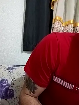 Snapshot of mayk18cm chatting on December 18, 12:38 am mayk18cm online show from December 18, 12:38 am