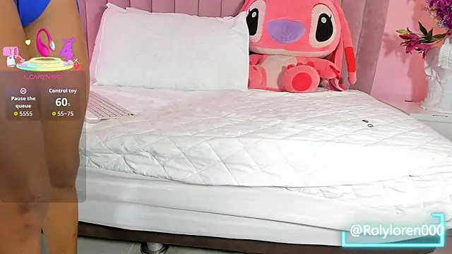 Snapshot of RolyLoren chatting on September 12, 2:06 pm RolyLoren online show from September 12, 2:06 pm