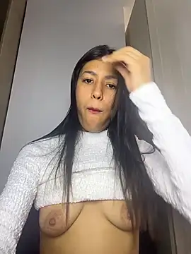 Valentinabaker online show from May 1, 2:00 pm