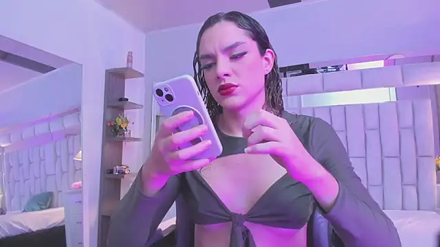 mariiahneedles online show from April 8, 7:26 pm