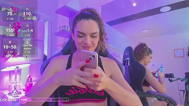 mariiahneedles online show from May 15, 11:58 pm