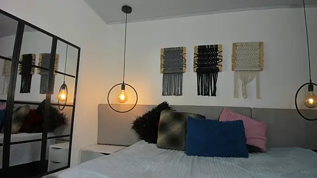 Sweet camille online show from February 21, 2:24 am