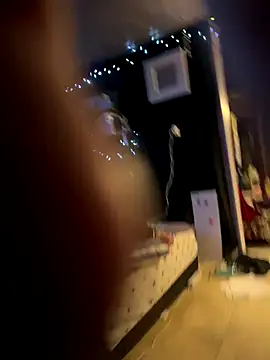 Snapshot of spundaddylive chatting on November 4, 6:50 am spundaddylive online show from November 4, 6:50 am