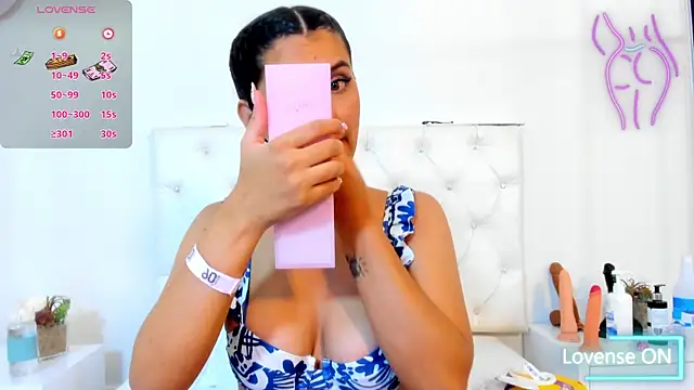 DulceColeman online show from November 1, 7:19 pm