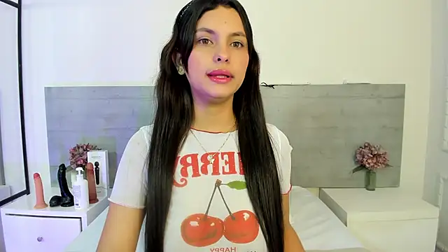 DulceColeman online show from June 1, 11:21 am