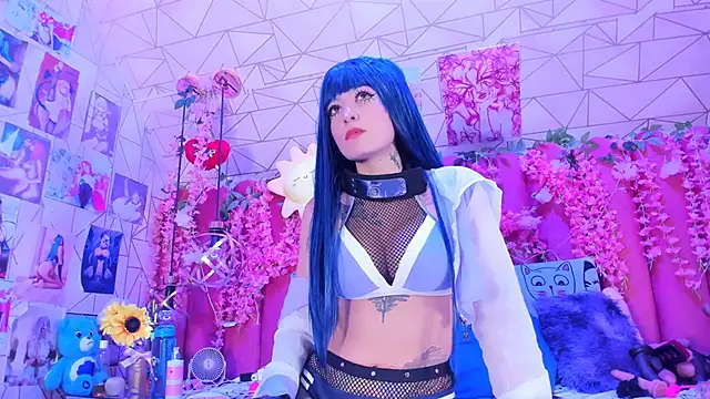 Alicebenett online show from April 2, 9:21 pm