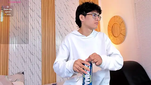 billie jr online show from October 8, 4:36 am