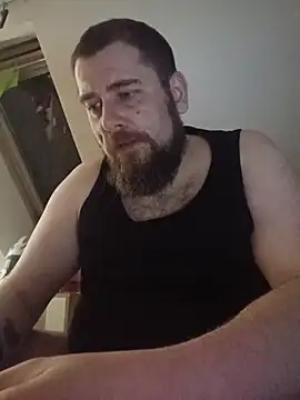 machobear87 online show from April 21, 9:21 pm