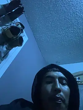 Snapshot of ericxxx222 chatting on November 7, 7:46 am ericxxx222 online show from November 7, 7:46 am