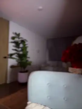 SaraFerreira online show from April 25, 12:57 am