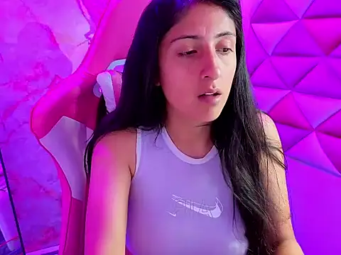 Snapshot of Cameron_cutte chatting on February 21, 3:41 am Cameron cutte online show from February 21, 3:41 am