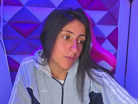 Cameron cutte online show from November 4, 8:45 pm