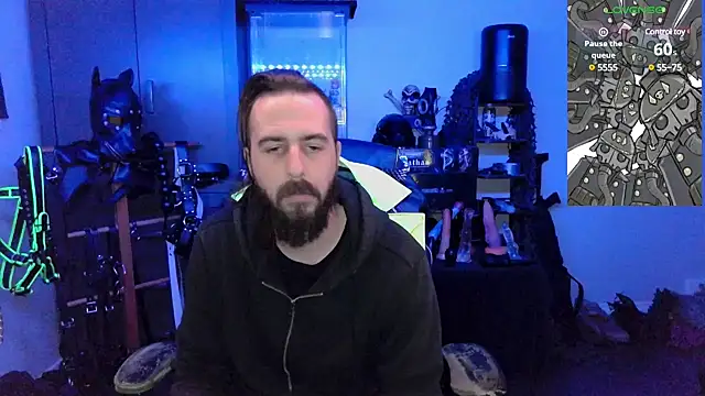 Snapshot of samaelO69 chatting on January 6, 2:04 am samaelO69 online show from January 6, 2:04 am