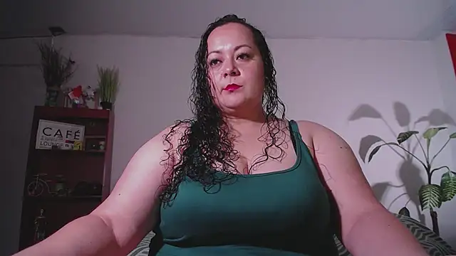 Aleia Taylor online show from May 26, 6:22 am