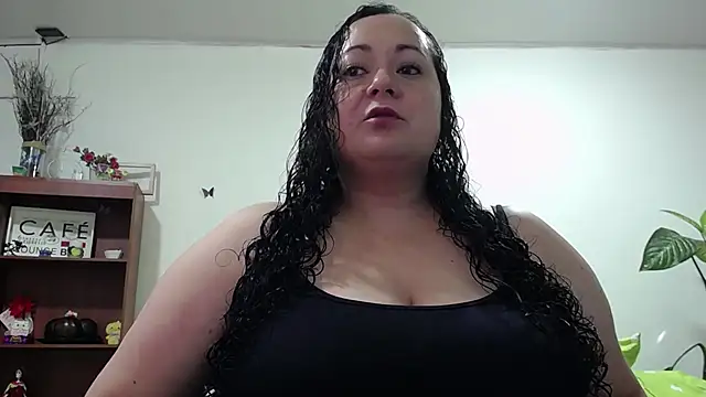 Snapshot of Aleia_Taylor chatting on July 12, 7:47 pm Aleia Taylor online show from July 12, 7:47 pm
