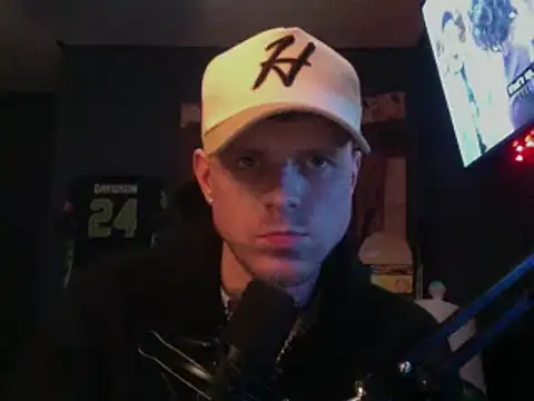 traejddd online show from May 12, 3:25 am