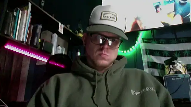 traejddd online show from March 21, 3:49 pm