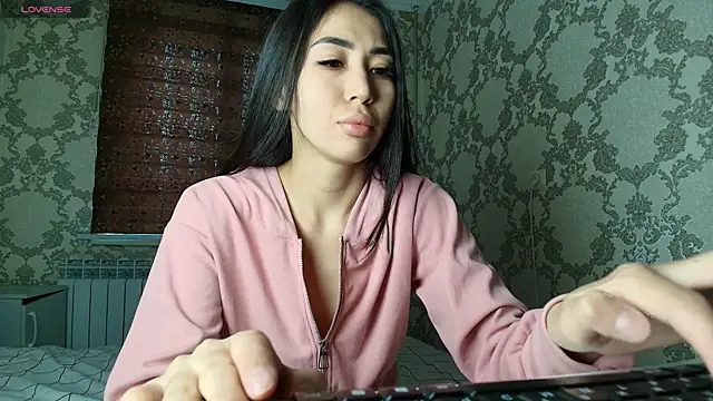 Homura Ayanami online show from April 7, 5:20 am