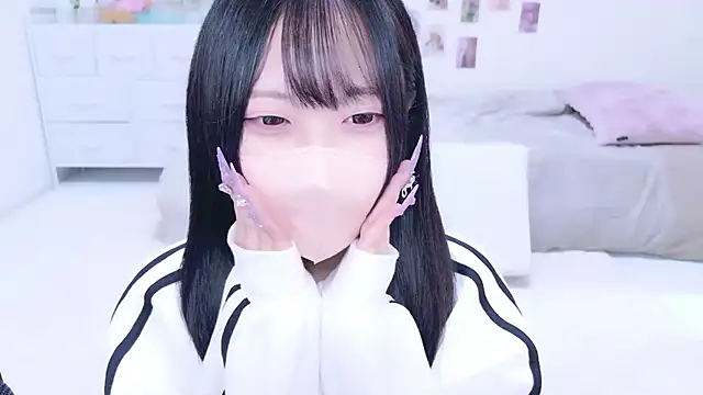 Suzu ch xx online show from October 19, 1:14 pm