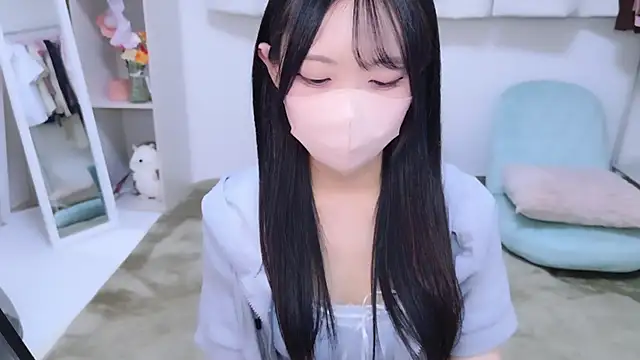 Suzu ch xx online show from November 2, 9:53 pm