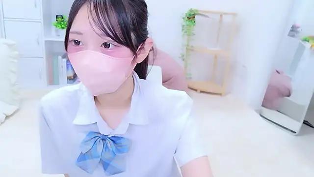 Suzu ch xx online show from July 18, 1:20 pm