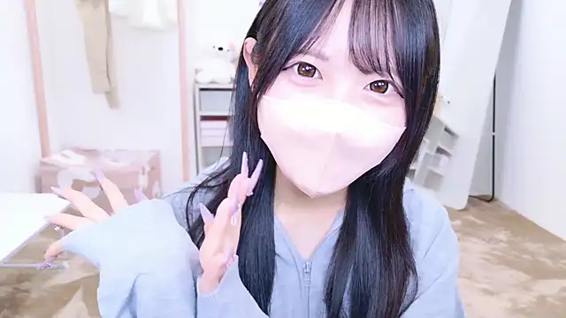 Suzu ch xx online show from September 23, 1:07 pm