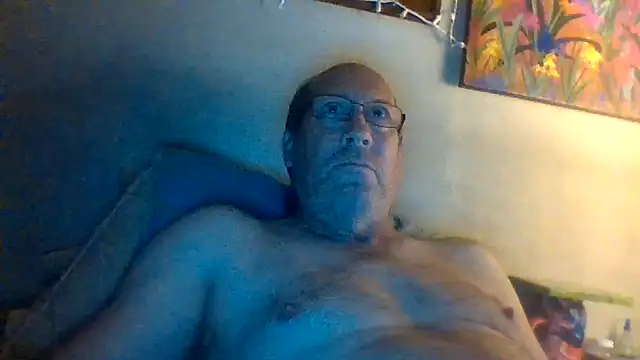 hornyrich69 online show from September 17, 4:47 am