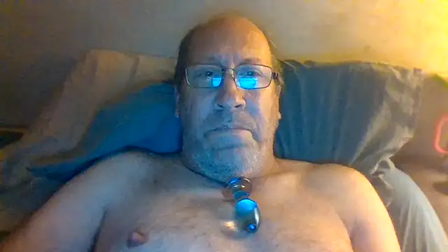 hornyrich69 online show from March 10, 5:44 am