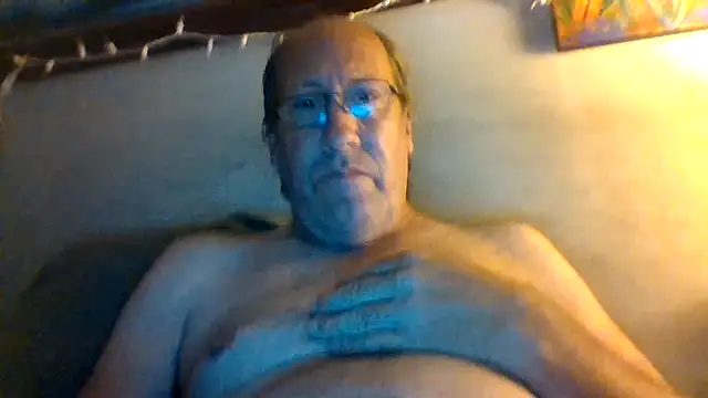 hornyrich69 online show from May 14, 5:15 am