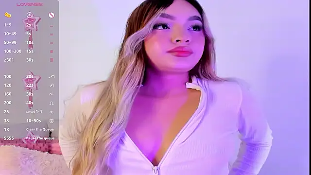 Snapshot of angel_rizzo_ chatting on March 16, 3:47 am angel rizzo  online show from March 16, 3:47 am