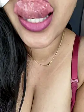 Snapshot of Loveshash1 chatting on July 11, 5:41 am Loveshash1 online show from July 11, 5:41 am