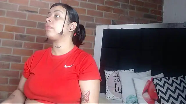 salome  hills1 online show from January 8, 12:47 pm