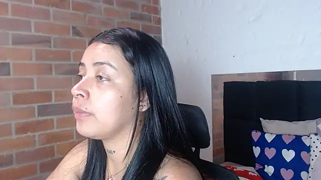 salome  hills1 online show from July 8, 6:41 pm