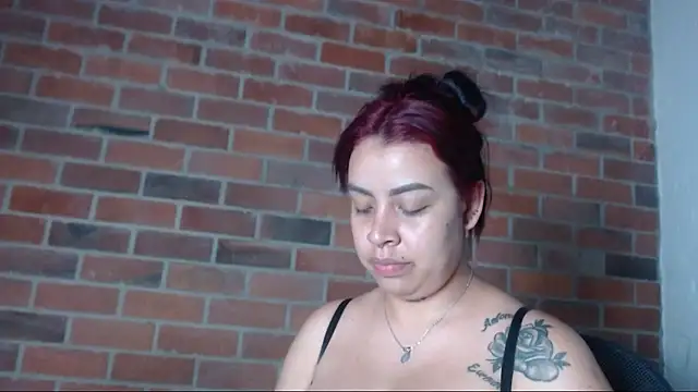 salome  hills1 online show from February 26, 1:14 am