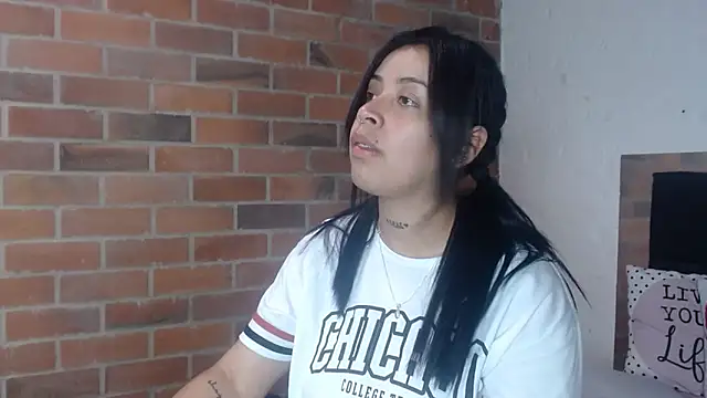 salome  hills1 online show from December 16, 5:28 pm