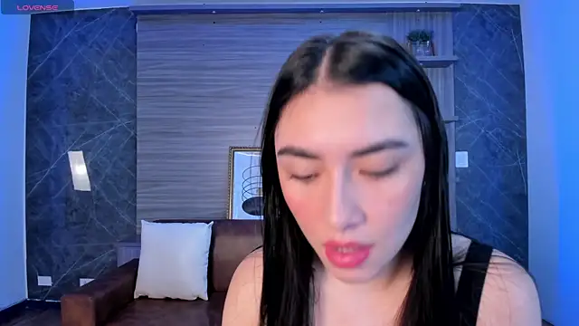 Snapshot of Emmaa_Robertss chatting on October 10, 10:49 am Emmaa Robertss online show from October 10, 10:49 am