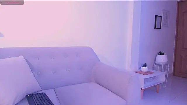 DannaHyde online show from November 21, 6:51 pm