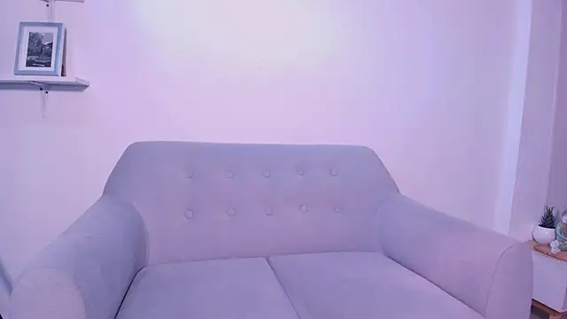 DannaHyde online show from March 12, 8:57 pm