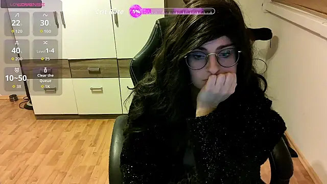 secretmia online show from January 18, 8:34 pm