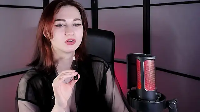 Snapshot of Goddess-Rose chatting on January 27, 10:49 pm Goddess-Rose online show from January 27, 10:49 pm