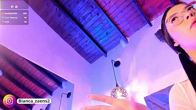 Snapshot of Bianca_zaens2 chatting on March 6, 3:02 pm Bianca zaens2 online show from March 6, 3:02 pm