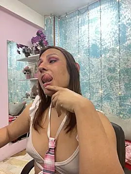 Analia 01 online show from November 18, 1:03 pm