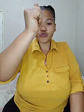 FreakyAngel3X online show from June 10, 9:10 am