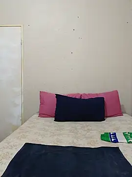 FreakyAngel3X online show from June 2, 10:37 am