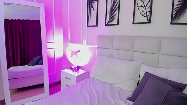 Snapshot of Alisa__walker chatting on March 4, 8:49 pm Alisa walker online show from March 4, 8:49 pm